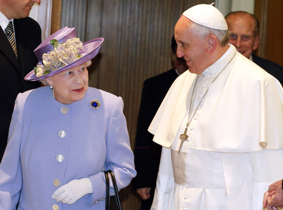 Queen Elizabeth, Pope Francis Queen Elizabeth, Pope Francis